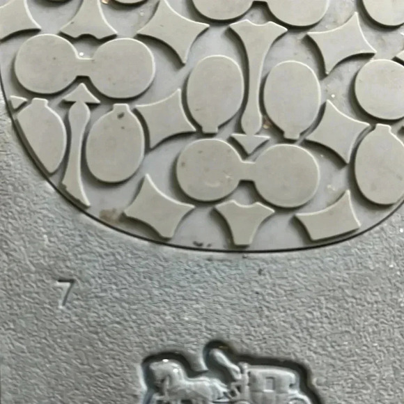 COACH ULI HC SPORT SLIDE WITH HORSE AND CARRIGE PRINT size 7 - Picture 4 of 4